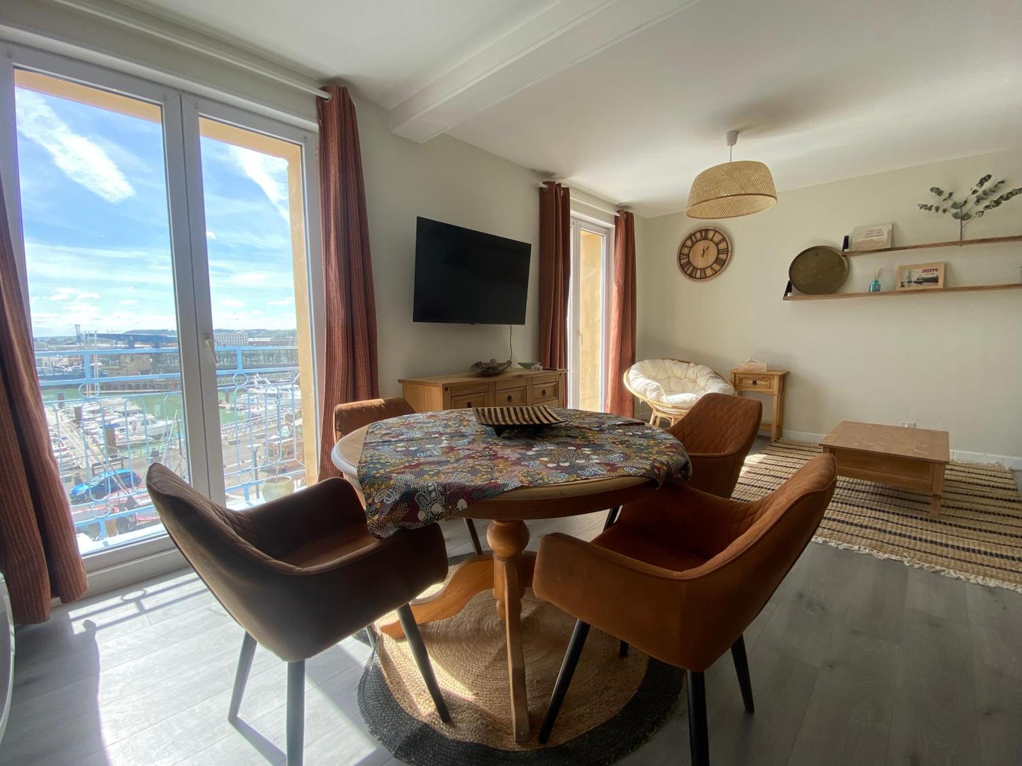 Etablissement 3 Etoiles Avec Ascenseur, 3 Appartements Lumineux Vue Port Avec Balcon, 200M De La Mer, Wifi Fibre, Tous Service Inclus Dieppe Zewnętrze zdjęcie