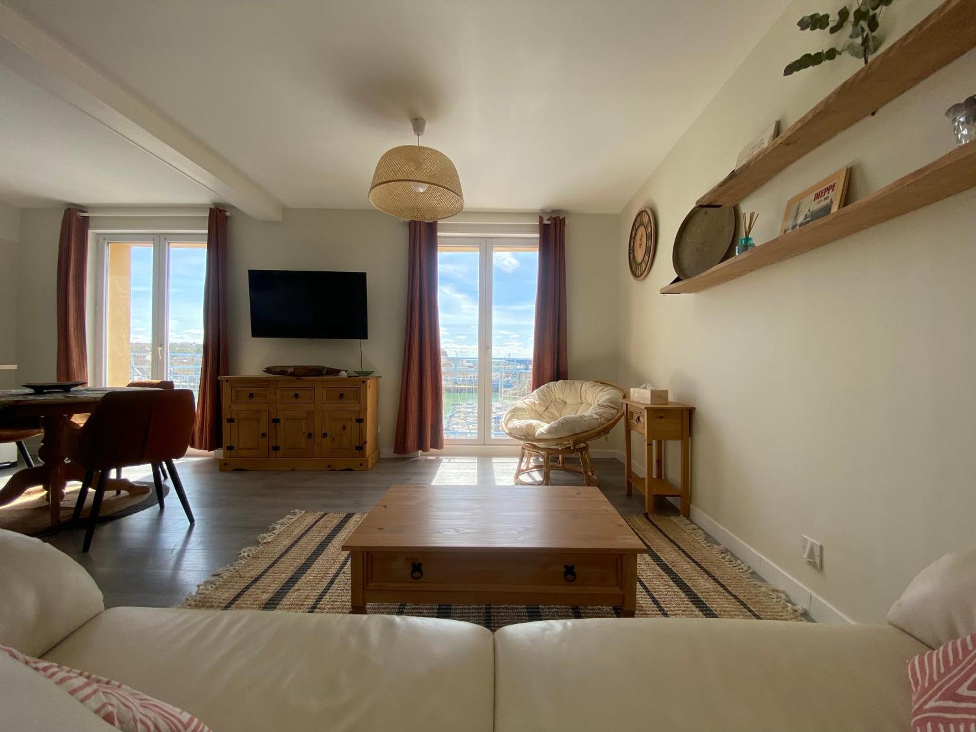 Etablissement 3 Etoiles Avec Ascenseur, 3 Appartements Lumineux Vue Port Avec Balcon, 200M De La Mer, Wifi Fibre, Tous Service Inclus Dieppe Zewnętrze zdjęcie