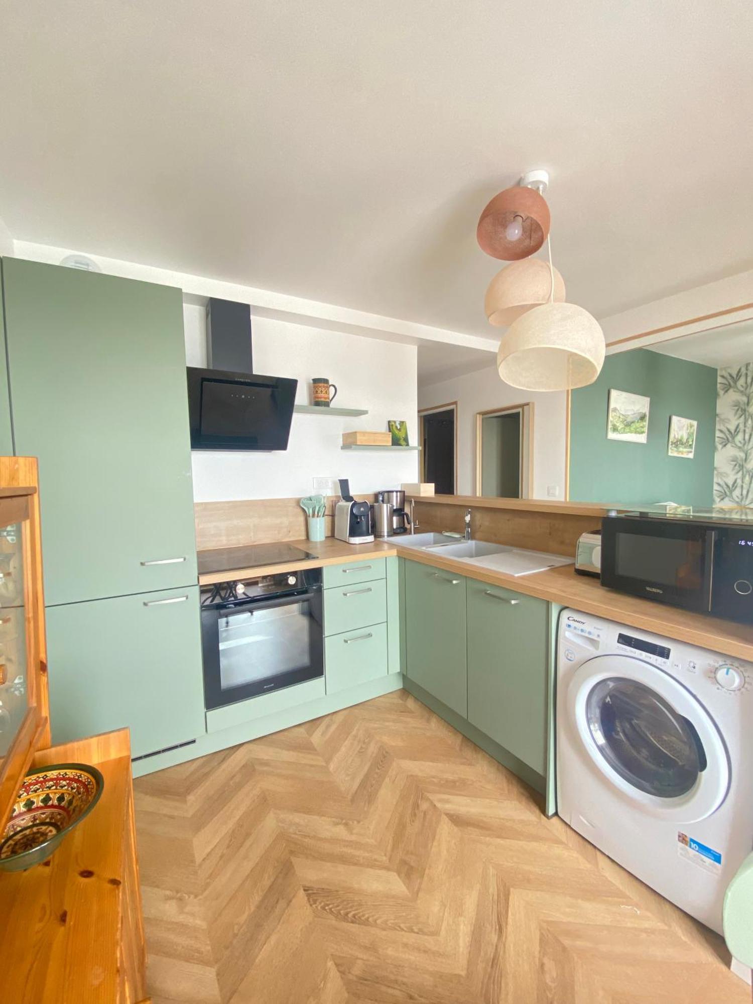 Etablissement 3 Etoiles Avec Ascenseur, 3 Appartements Lumineux Vue Port Avec Balcon, 200M De La Mer, Wifi Fibre, Tous Service Inclus Dieppe Zewnętrze zdjęcie
