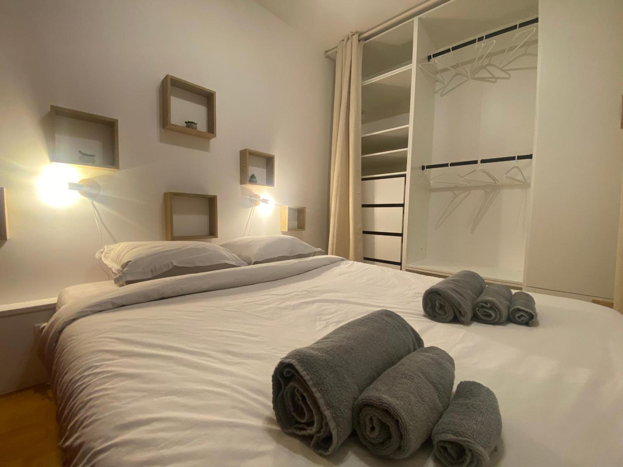 Etablissement 3 Etoiles Avec Ascenseur, 3 Appartements Lumineux Vue Port Avec Balcon, 200M De La Mer, Wifi Fibre, Tous Service Inclus Dieppe Zewnętrze zdjęcie