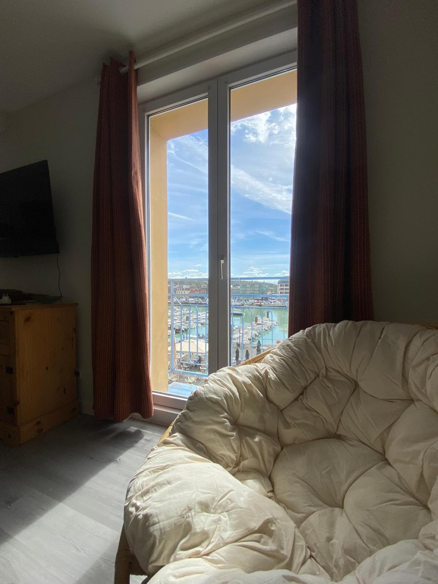 Etablissement 3 Etoiles Avec Ascenseur, 3 Appartements Lumineux Vue Port Avec Balcon, 200M De La Mer, Wifi Fibre, Tous Service Inclus Dieppe Zewnętrze zdjęcie