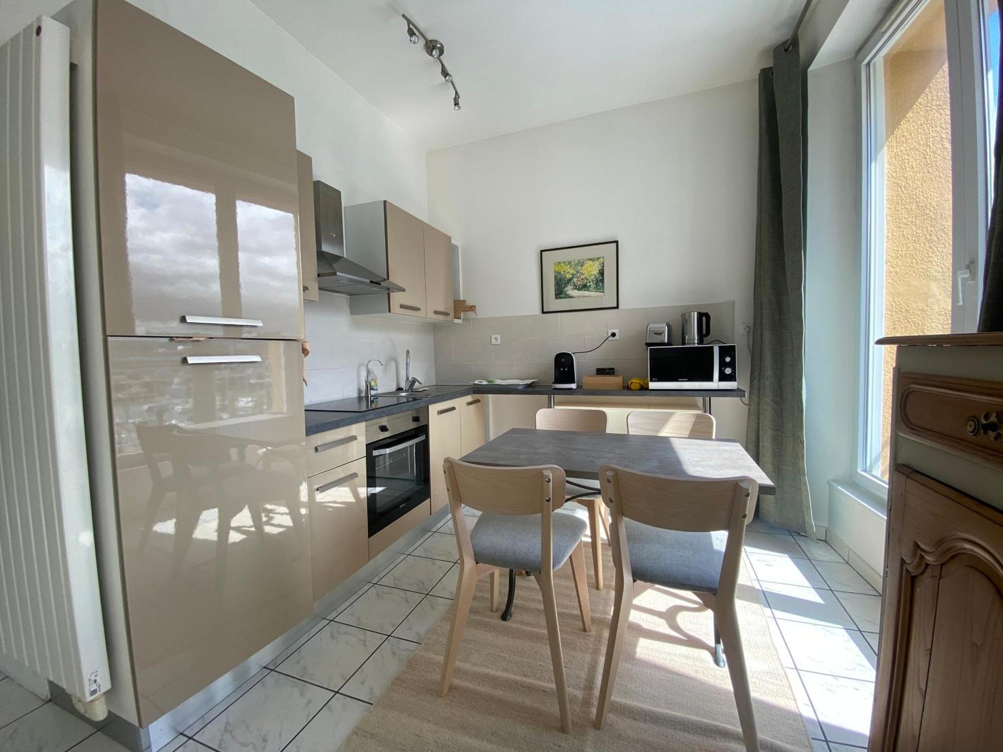 Etablissement 3 Etoiles Avec Ascenseur, 3 Appartements Lumineux Vue Port Avec Balcon, 200M De La Mer, Wifi Fibre, Tous Service Inclus Dieppe Zewnętrze zdjęcie