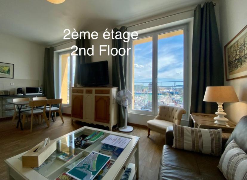 Etablissement 3 Etoiles Avec Ascenseur, 3 Appartements Lumineux Vue Port Avec Balcon, 200M De La Mer, Wifi Fibre, Tous Service Inclus Dieppe Zewnętrze zdjęcie